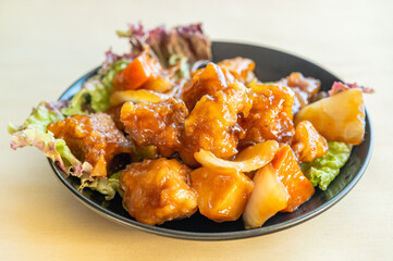 中華料理　酢豚