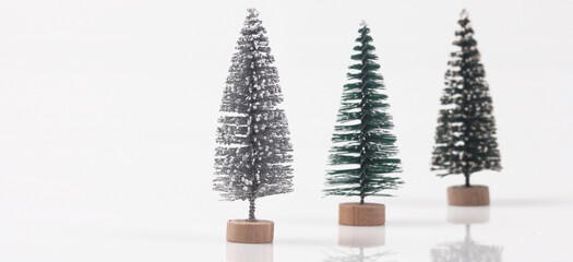  Small  lovely decorated artificial Christmas tree