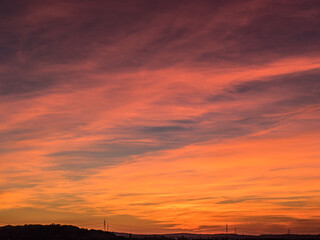 Strommasten bei Sonnenuntergang