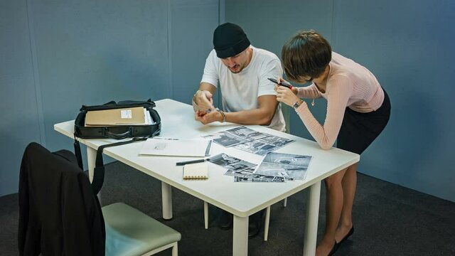 lawyer shows photos robber accomplices and ask questions about the pictures
