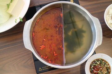 Taiwanese Cuisine twin-side Hot Pot