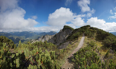 Wanderung auf den Schinder: Nahe am Gipfel
