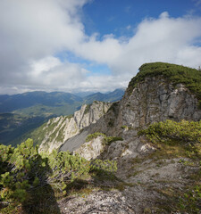 Fototapeta na wymiar Wanderung auf den Schinder: Nahe am Gipfel