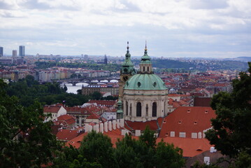 Fototapeta premium チェコ・プラハの街並み