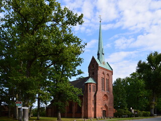 Historische Kirche im Dorf Eickeloh, Niedersachsen