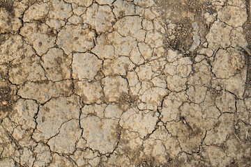 Terre craquelée et seche vu du dessus