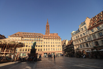 Auf dem Gutenbergplatz im Herzen von Straßburg