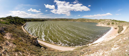 Panoramique de l'étang du Doul à Peyriac de Mer