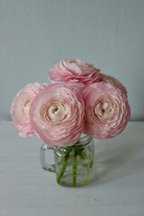 Bouquet di fiori rosa