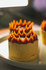 vanilla cupcakes with dulce de leche, preparation of the pastry chef with artistic design