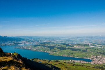 Obraz premium Rigi, Küssnacht am Rigi, Rigi Kulm, Rigi Staffel, Rigi Staffelhöhe, Merlischachen, Meggen, Vierwaldstättersee, Bergbahn, Wanderweg, Aussichtspunkt, Sommer, Zentralschweiz, Schweiz