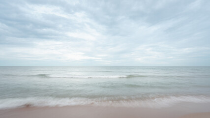 Fototapeta na wymiar Beautiful beach and tropical sea blue sky. Panorama shot.