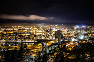 Oslo by night - obrazy, fototapety, plakaty