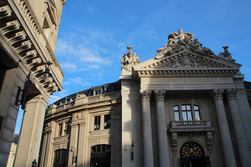 Fototapeta na wymiar former board of trade (bourse du commerce) in paris (france)