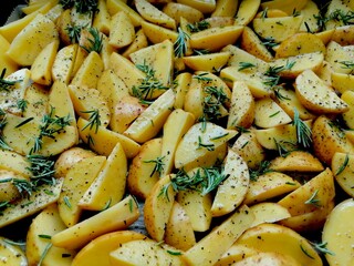 Ofenkartoffeln mit Rosmarin