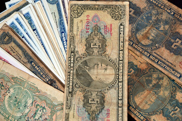 Fototapeta na wymiar old money banknotes, collector's item, numismatist,Brazilian cruise