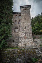 Fototapeta na wymiar Castel monastery wall windows bridge green
