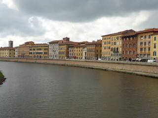 Fototapeta na wymiar Paisaje de la ciudad de Pisa, Italia