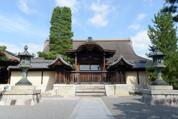 Fototapeta premium 妙心寺 大方丈と唐門 京都市右京区