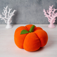 Halloween decoration toy plush pumpkin with a green tail