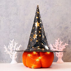 Halloween decoration toy plush pumpkin in a wizard's hat
