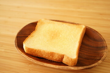食パン