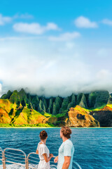 Hawaii cruise Na Pali coast travel destination, Kauai, USA. Nature coast landscape scenic cruise....