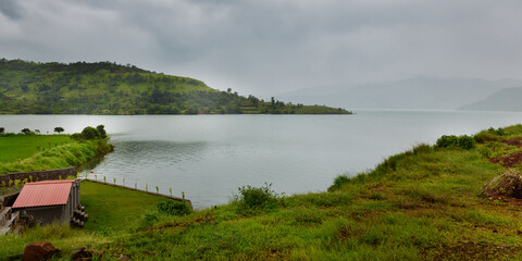 Obraz premium lake and mountains