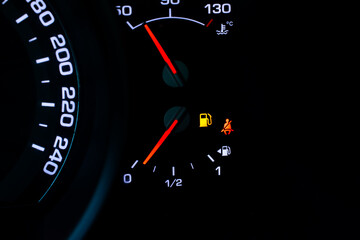 Fuel gauge, empty tank. photo of the counter