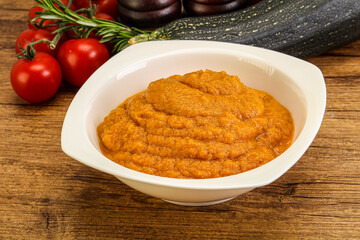 Vegetarian cuisine - Zucchini puree with herbs