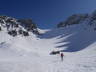 Fototapeta na wymiar Ski touring in Beaufortain