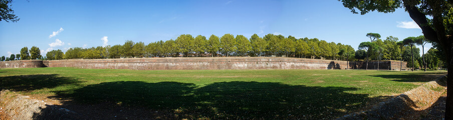LUCCA STADTMAUER PANORAMA #310121