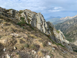 Montagnes corses sur le sentier du GR20 Sud