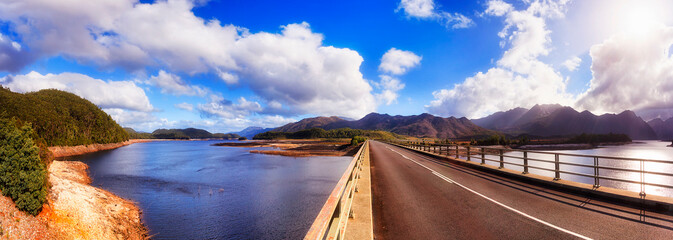 Tas Burbury Lake Bridge pan