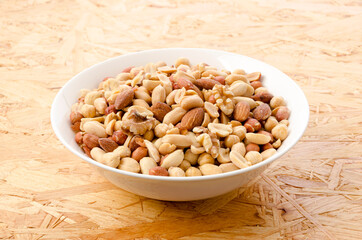 ミックスナッツ