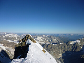スイスの山　マッターホルン山頂　8月