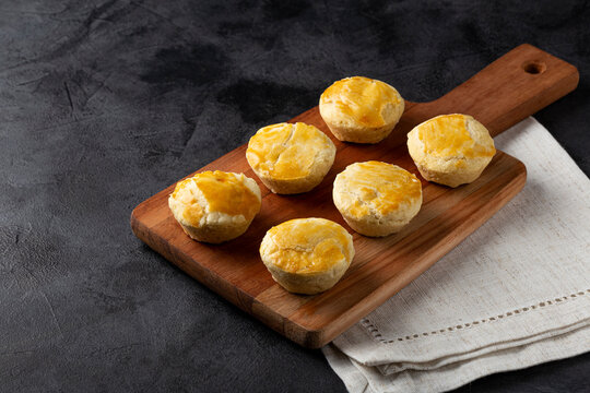 Empada or empadinhas, a traditional Brazilian snack of frago.