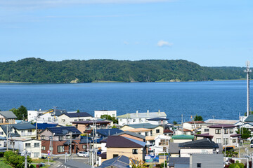 Fototapeta na wymiar 北海道　東部　厚岸の海と橋と町