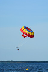 Parachute ascensionnel sur le lac de Carcans - Maubuisson - Gironde
