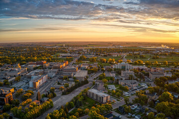 Obraz premium Aerial View of a Sunrise over Grand Forks, North Dakota