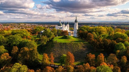 Panorama Góry Chełmskiej, Sanktuarium Maryjne na Górze Chełmskiej. - obrazy, fototapety, plakaty