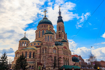 Fototapeta na wymiar View of Annunciation cathedral in Kharkov, Ukraine
