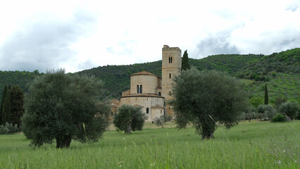 L'Abbazia di Sant'Antimo a Castelnuovo dell'Abate in provincia di Siena, Toscana, Italia.