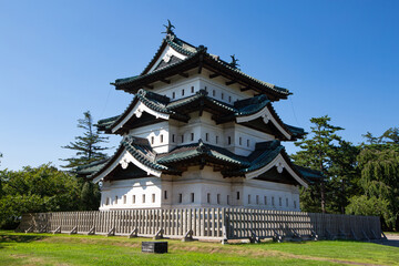 Fototapeta premium 《青森県・弘前市》弘前城