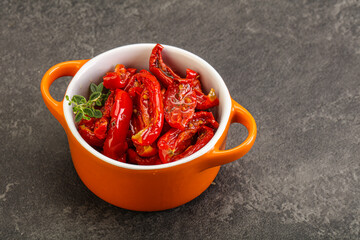 Sun-dried tomato in olive oil