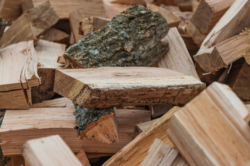 Chopped oak wood firewood