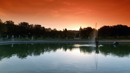 Obraz premium Luxembourg garden in Paris city