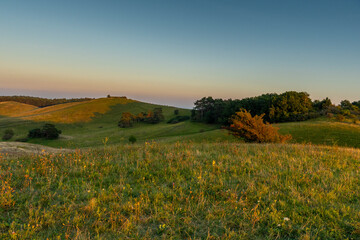 Sonnenuntergang auf den Zickerschen Bergen auf Rügen