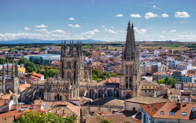 Obraz premium Vista panorámica de la catedral gótica de Burgos, España