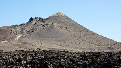 Fototapeta na wymiar Vulkanlandschaft, Lava, Vulkan, Berg
